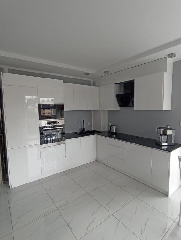 Apartament Brzeg Exteriér fotografie